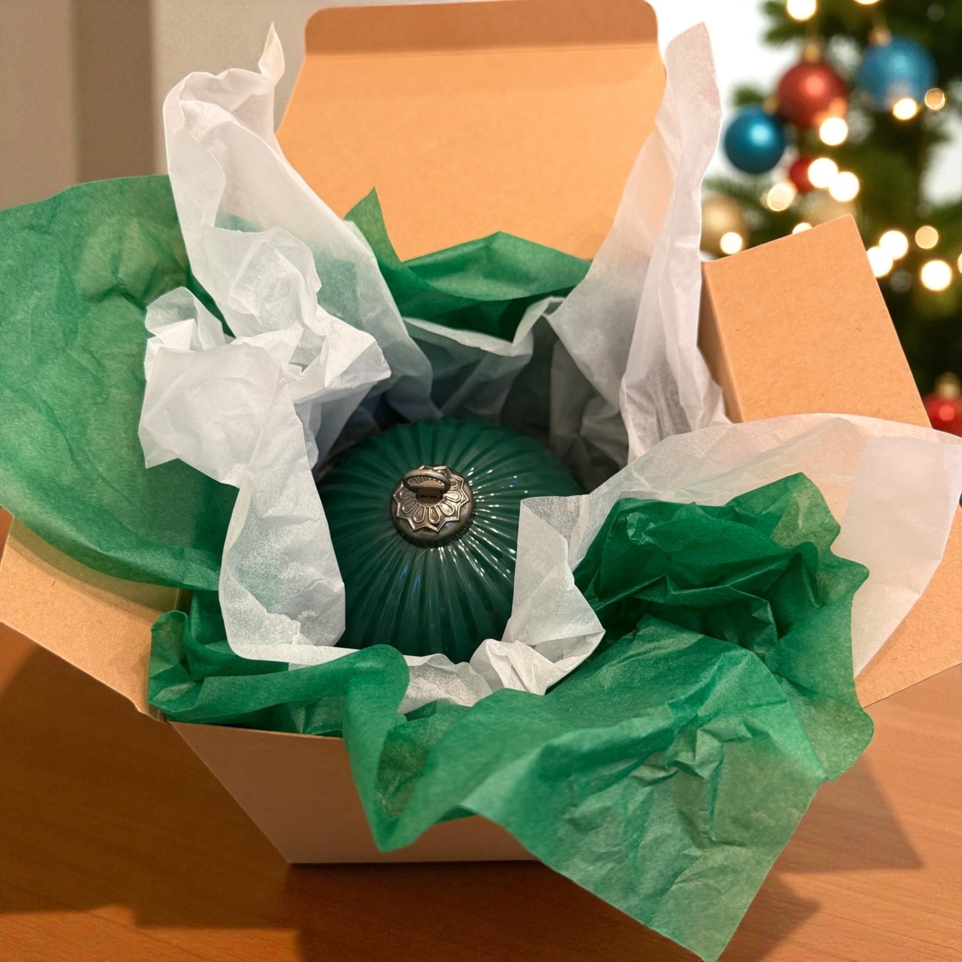 Green Christmas Ornament Candle - Smell of Freedom Candle Company